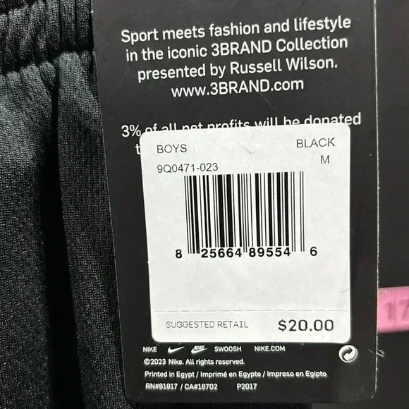 Nike Sports Athletic Iconic 3 Brand logo,elastic waist,hip pockets, shorts - Picture 4 of 11